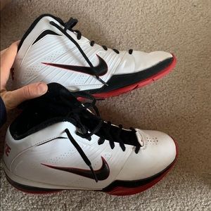 Youth Basketball Shoes